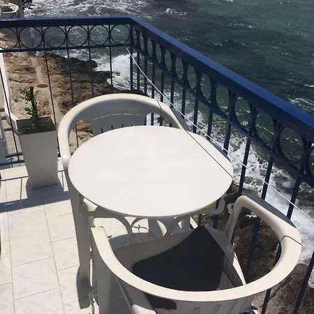 Little Mermaid Apartament Nausa